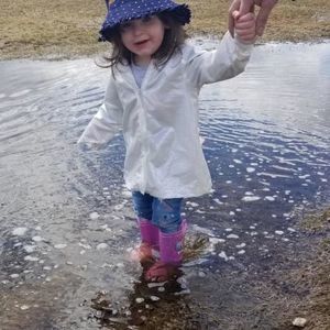 Meet your Posher, Lina